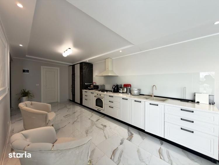 Casă cu 4 camere cu Teren 275 Mp în Central