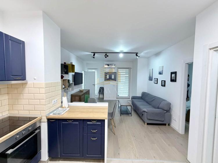 Apartament cu 2 camere semidecomandat, mobilat în Mărăști