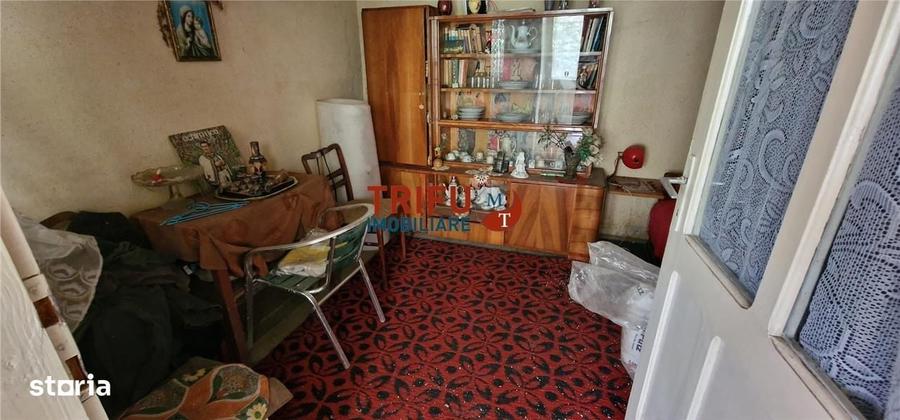 Casa veche de vanzare zona Centru - 2