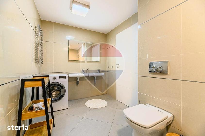 Apartament cu 6 camere în Central