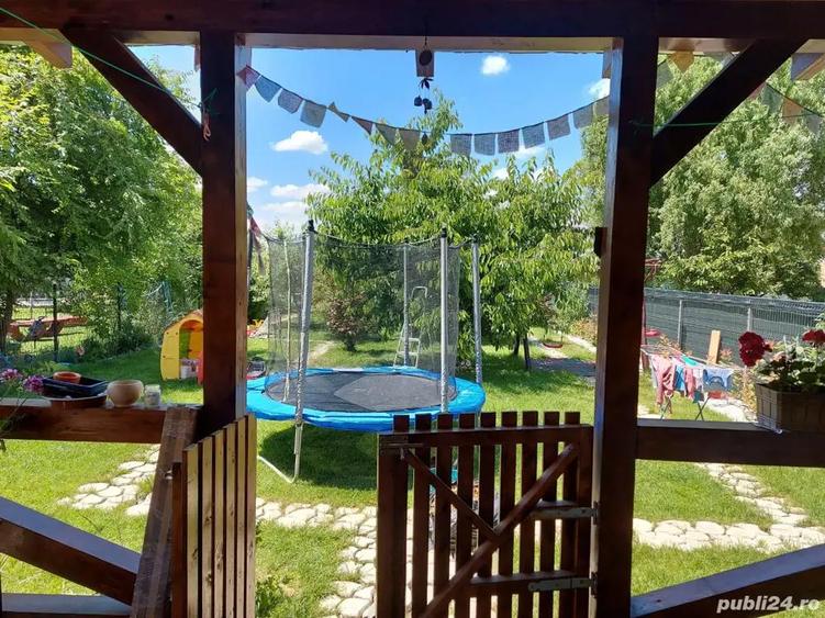 Casă cu 3 camere în Central