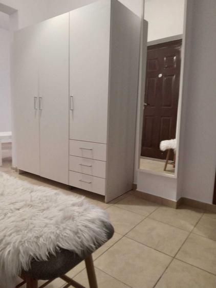 Casă cu 2 camere cu Teren 60 Mp în Păcurari