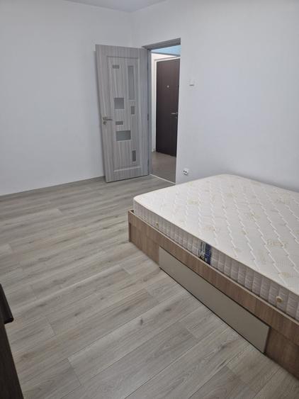 Garsonieră decomandată în Berceni