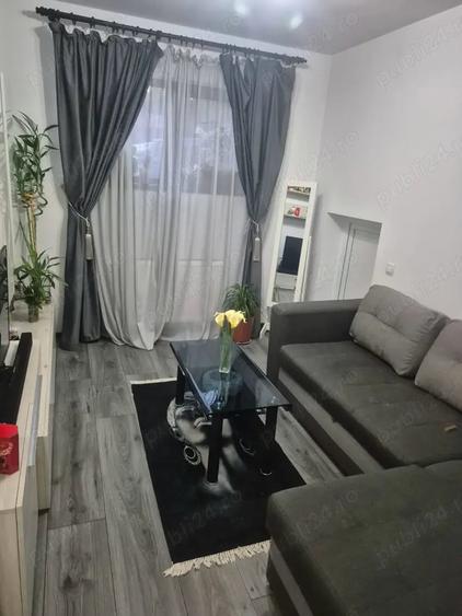 Apartament cu 2 camere decomandat în Berceni