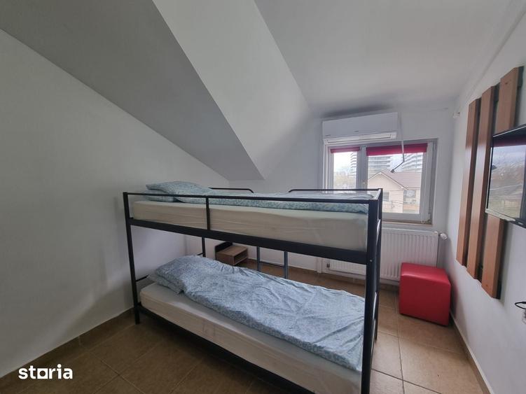 Casă cu 7 camere cu Teren 136 Mp în Central