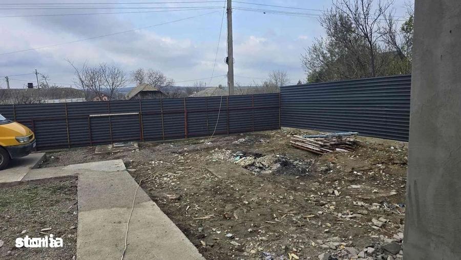 Casă cu 4 camere în Horlești