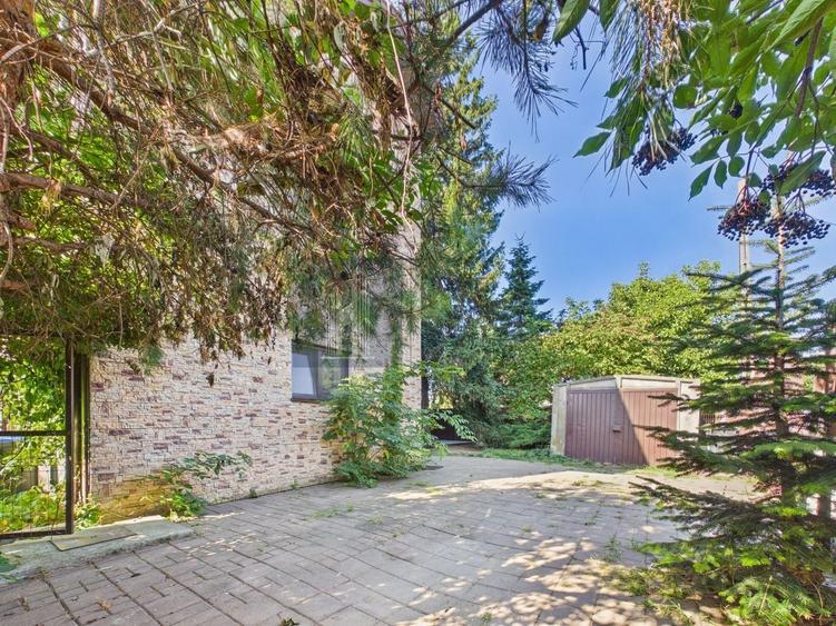 Duplex cu 6 camere cu Canalizare în Tunari