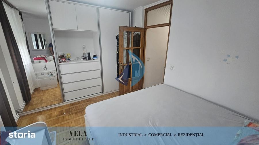 Apartament cu 3 camere decomandat în Budai