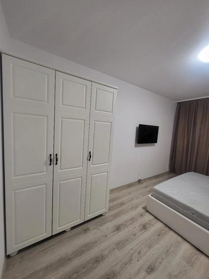 Apartament cu 2 camere decomandat în Berceni