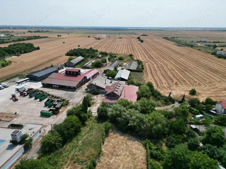 Teren de 28647 mp, în Sud