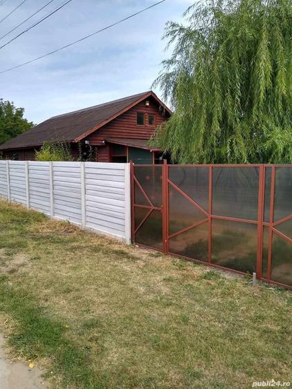 Casă cu Teren 300 Mp în Pielești
