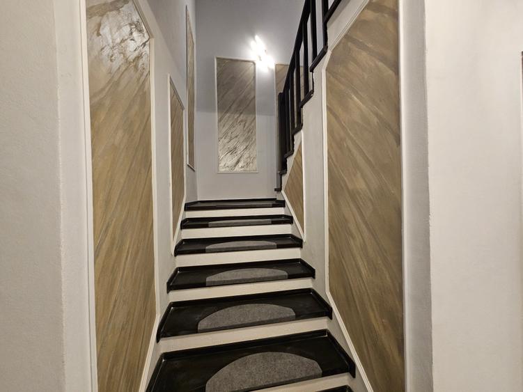Duplex cu 5 camere cu Canalizare în Dumbrăvița