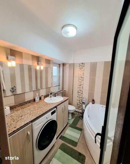 Apartament cu 3 camere decomandat în Coiciu