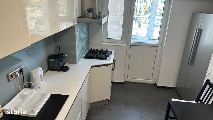 Apartament cu 3 camere decomandat în 13 Septembrie