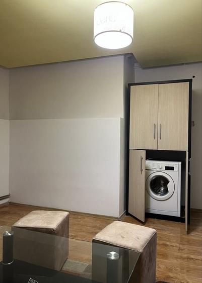 Garsonieră decomandată în Teilor
