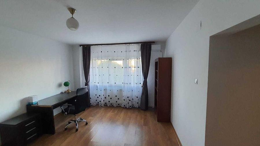 Garsonieră decomandată, mobilată în Zimbru
