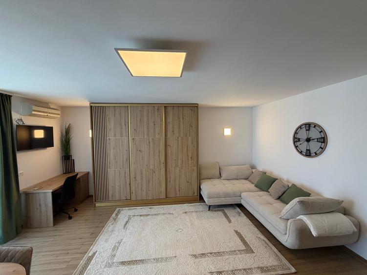 Apartament cu 2 camere semidecomandat în Aradului