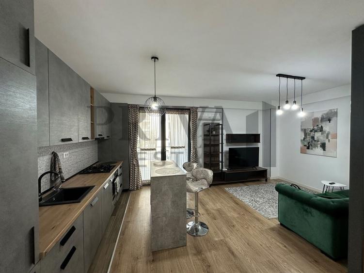 Apartament cu 2 camere semidecomandat, mobilat în Torontalului