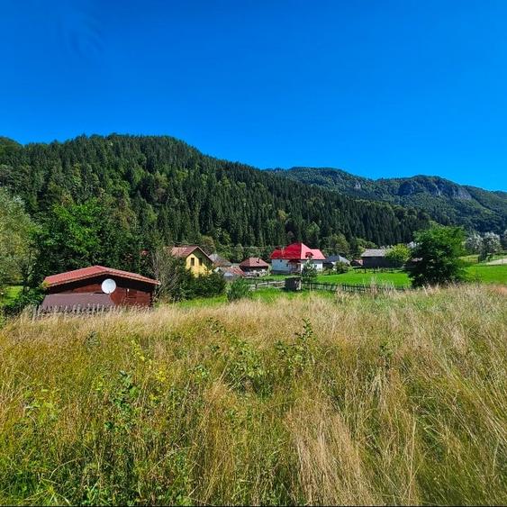 Teren Construcții intravilan de 852 mp, în Sătic