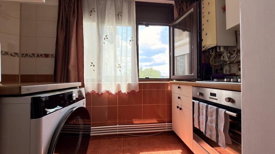Apartament cu 2 camere decomandat, mobilat în Km 4-5