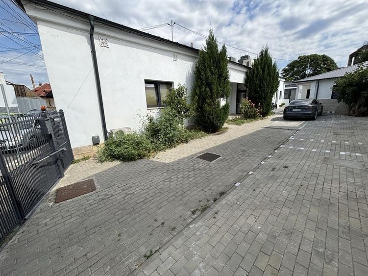 Spațiu comercial, de 20 mp, în Ultracentral