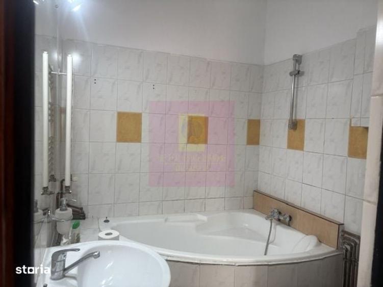Apartament cu 3 camere în Cotroceni