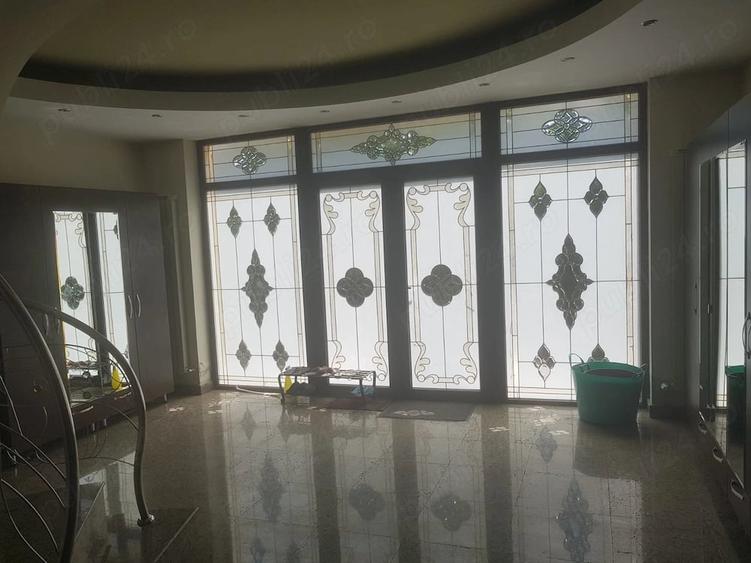 Casă cu Teren 1250 Mp în Central