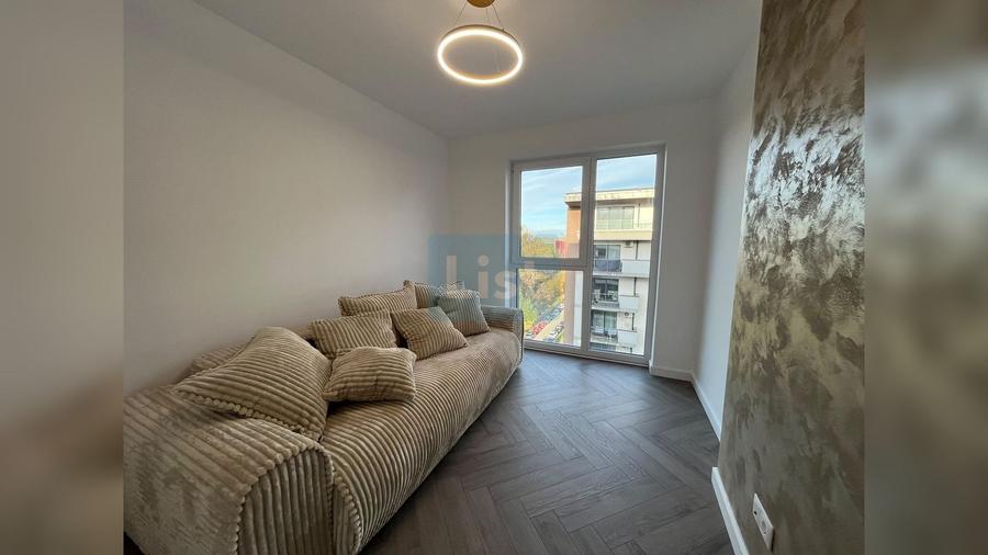 Apartament cu 3 camere semidecomandat în Gheorgheni