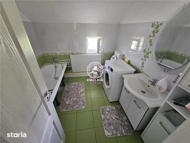 Casă cu 5 camere cu Teren 1196 Mp în Dorobanț