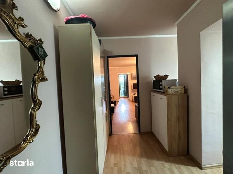 Apartament cu 2 camere semidecomandat în Rogerius
