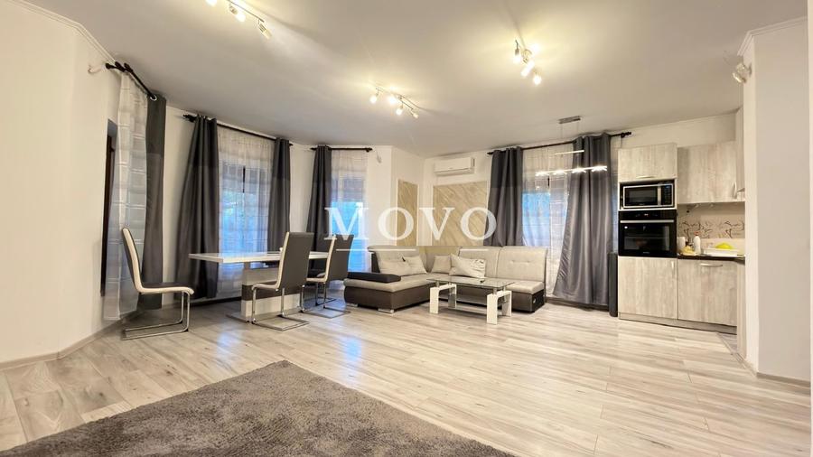 Duplex cu 5 camere cu Canalizare în Dumbrăvița