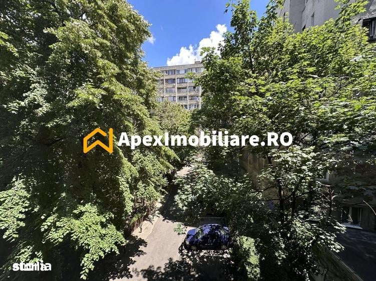 Apartament cu 2 camere decomandat în Universitate