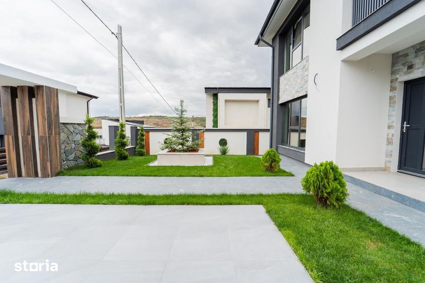 Casă cu 4 camere cu Teren 375 Mp în Rediu