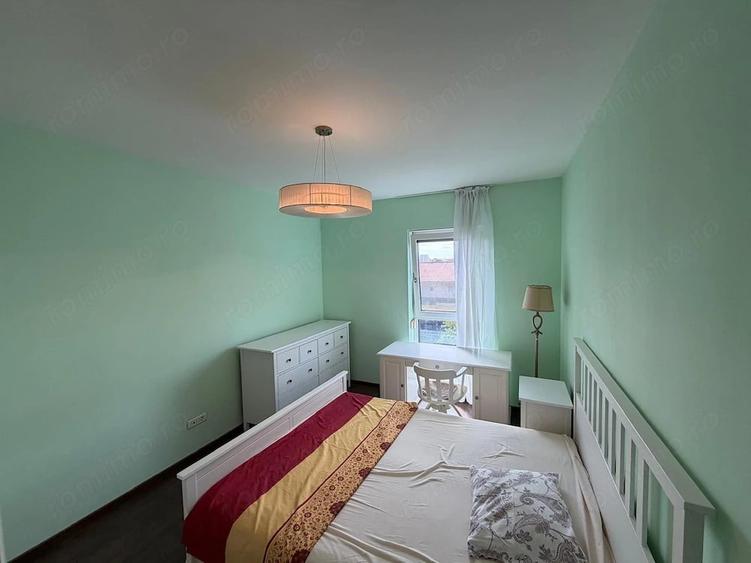 Apartament cu 3 camere decomandat în Dumbrăvița