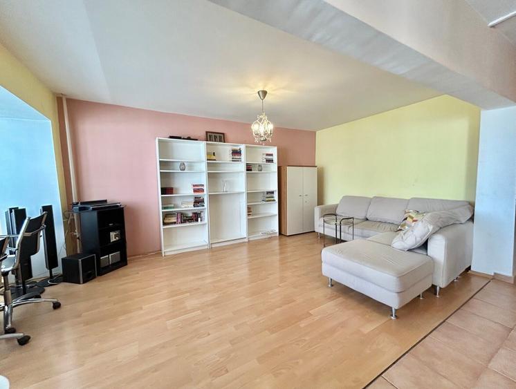 Apartament cu 3 camere decomandat, mobilat în 1 Mai