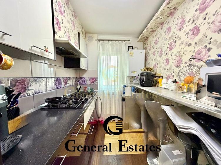 Apartament cu 3 camere decomandat, mobilat în Dacia