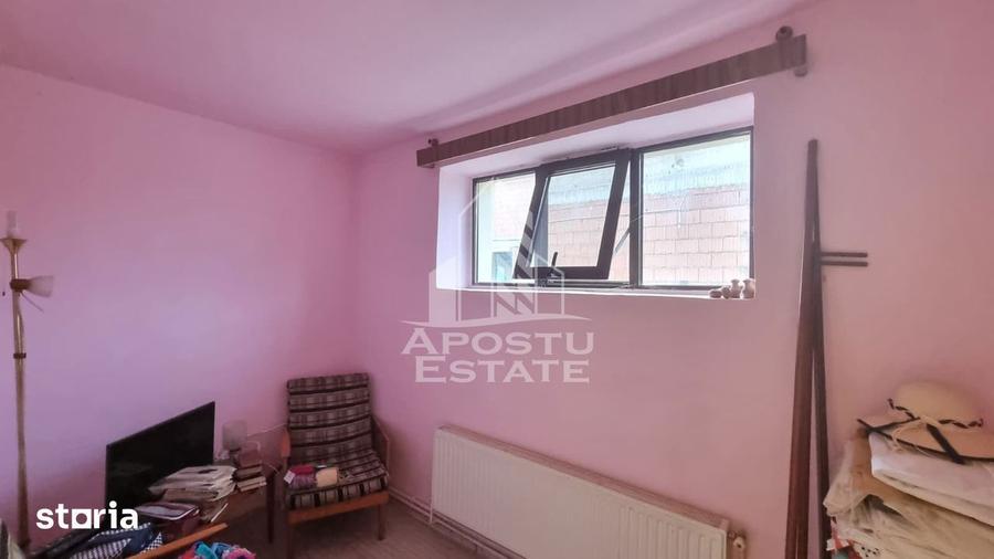 Casă cu 5 camere cu Teren 575 Mp în Giarmata