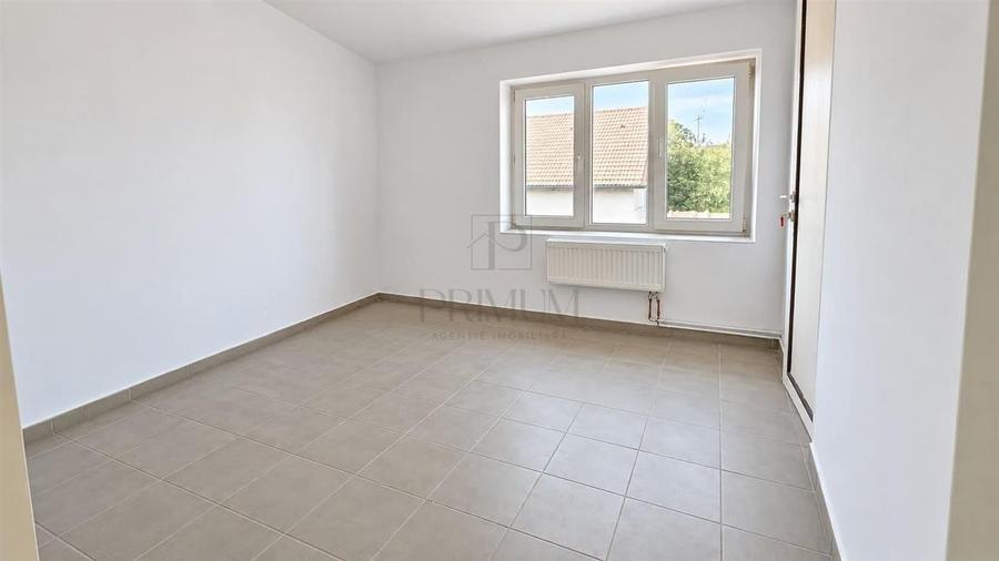 Birou, de 75 mp, în Mehala