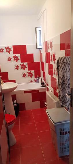 Apartament cu 3 camere decomandat în Fortuna