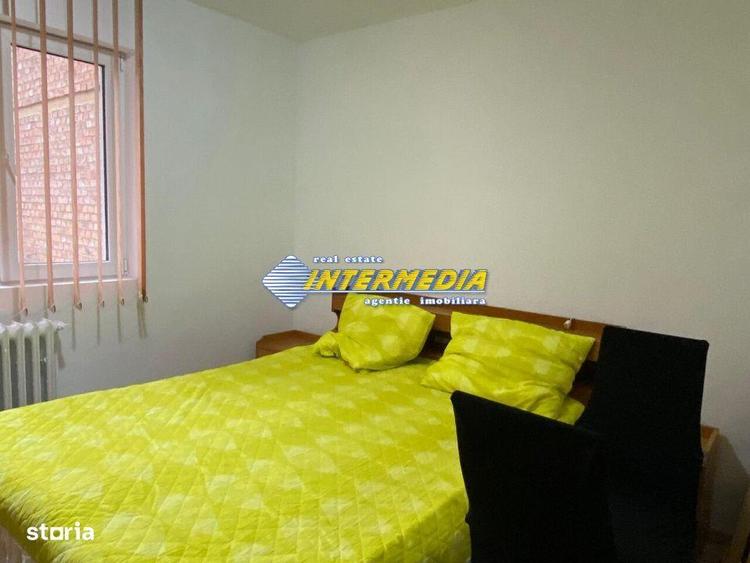 Apartament cu 2 camere, mobilat în Central
