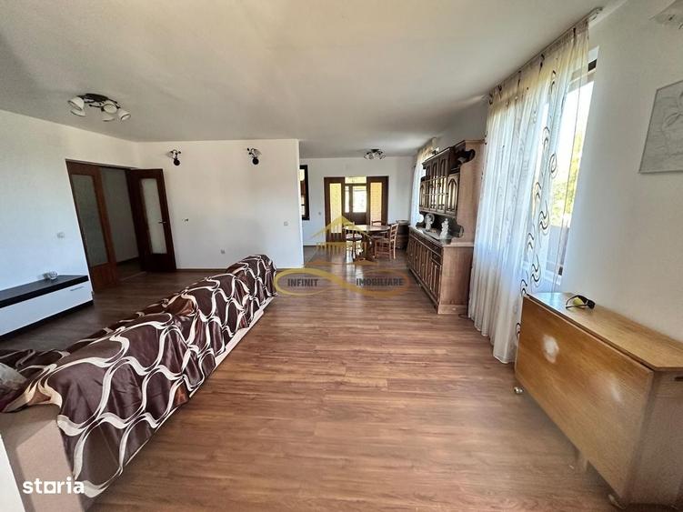 Casă cu 4 camere în Siretu