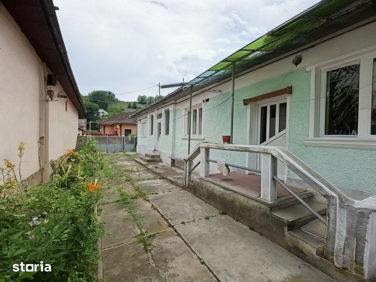 Casă cu 3 camere cu Teren 520 Mp în Central