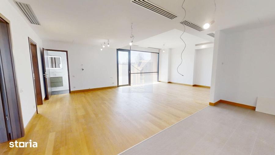 Apartament cu 3 camere în Eminescu