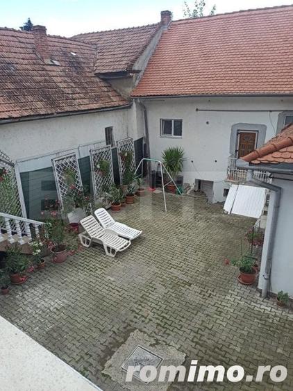 Casă cu 4 camere cu Teren 346 Mp în Libertății