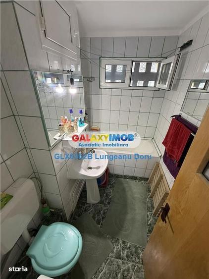 Apartament cu 4 camere semidecomandat, mobilat în Berceni