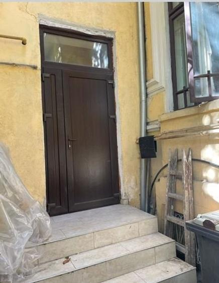 Apartament cu 4 camere în Unirii