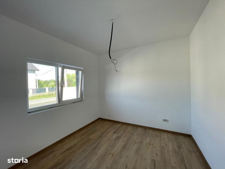 Casă cu 4 camere în Ghiroda