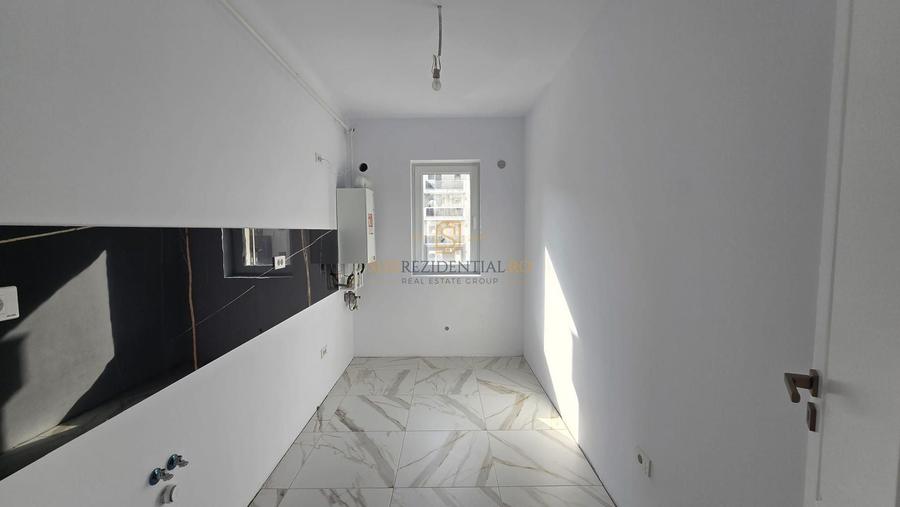 Apartament cu 3 camere decomandat în Metalurgiei
