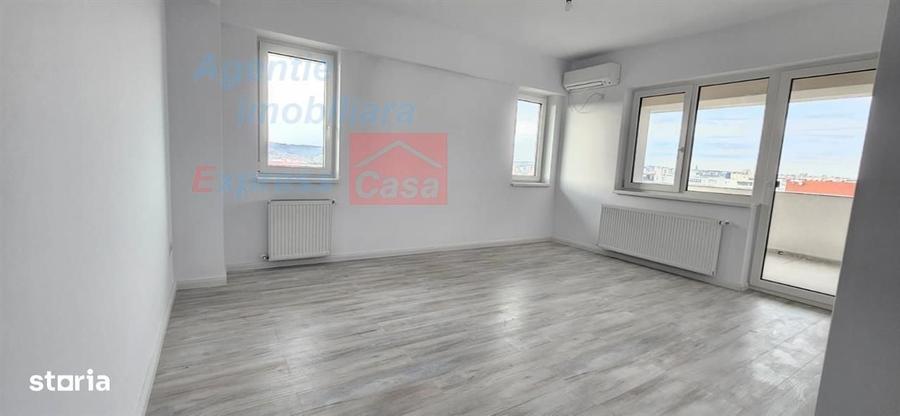 Revanzare, fara TVA: Apartament 3 camere, bloc nou, zona semicentrala - 8