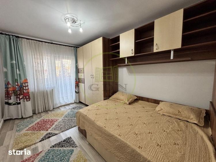 Apartament cu 3 camere decomandat în Brazda lui Novac